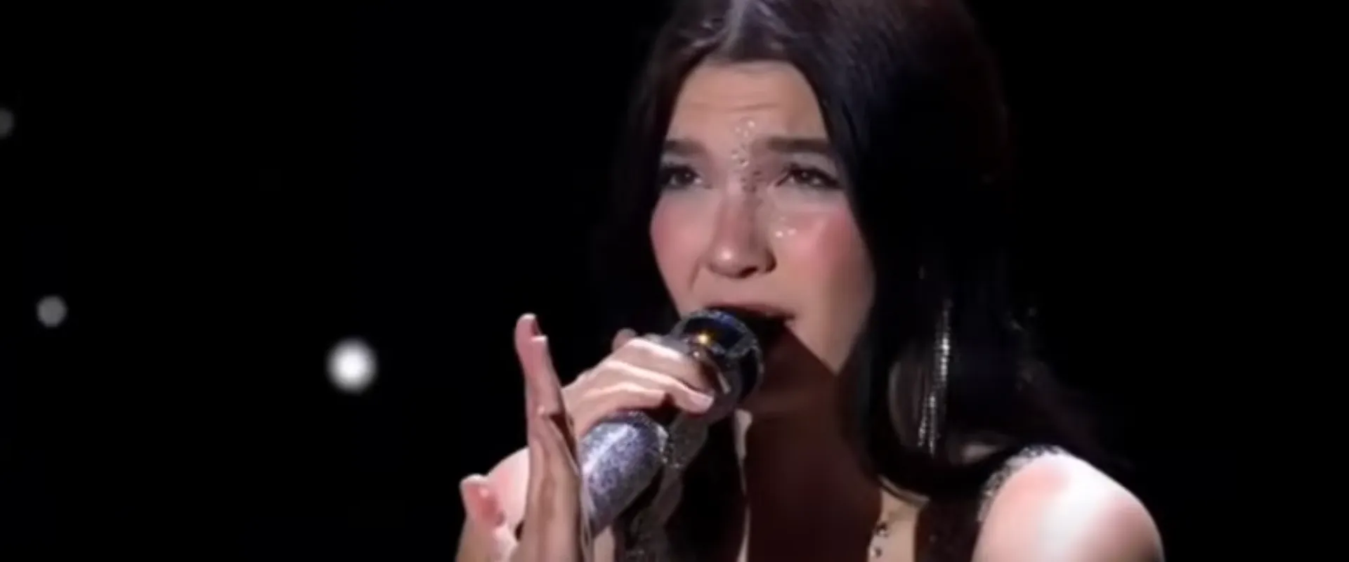 La española Amalia Martos brilla en la Gala 0 de Operación Triunfo USA