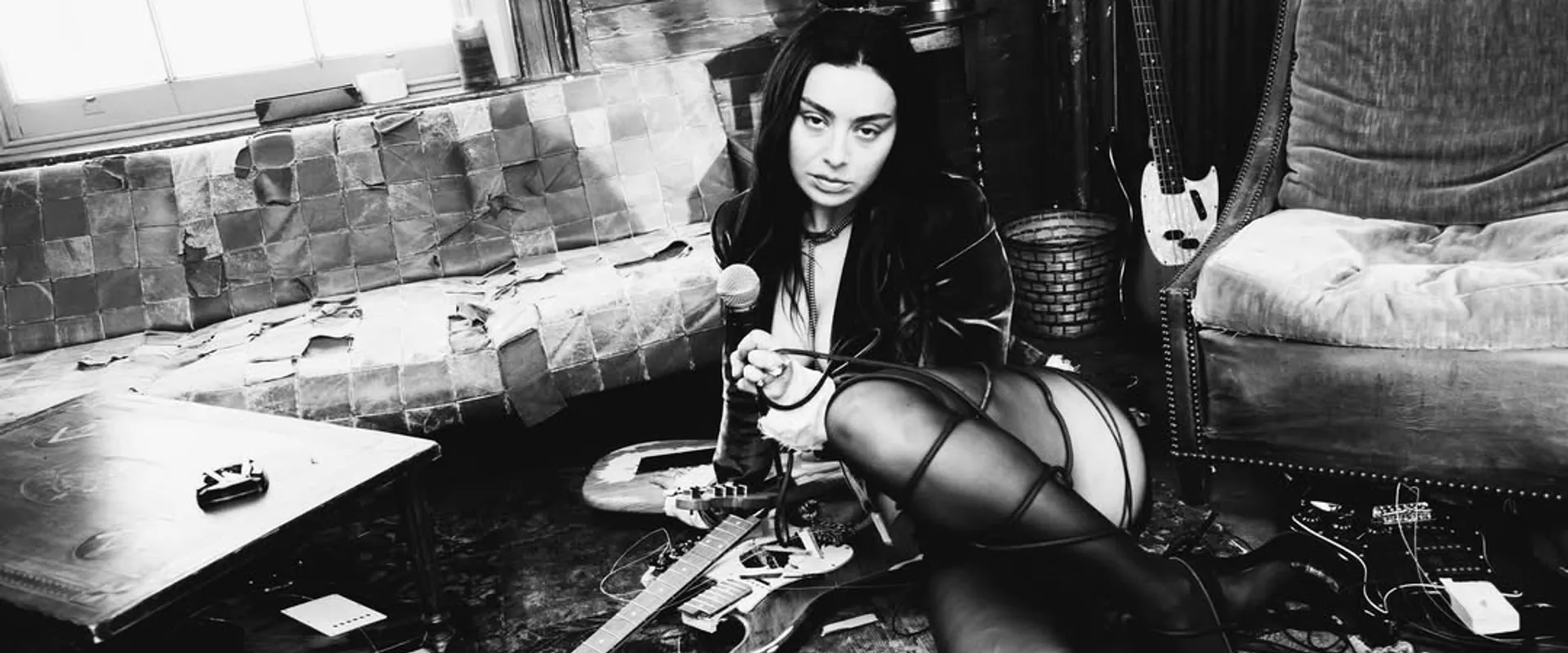 Todo lo que sabemos del nuevo disco de Charli xcx
